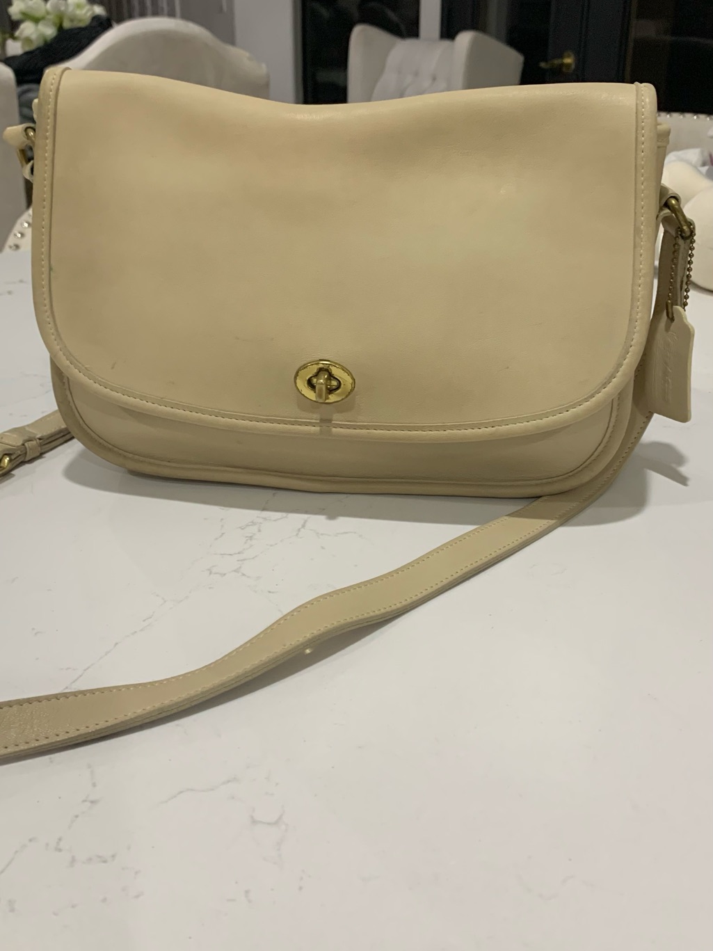 Classic Cream Leather Crossbody Bag With Turnlock